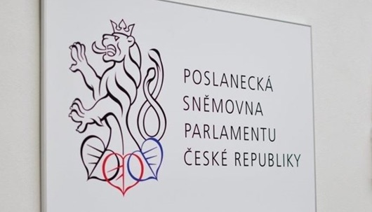 Nechejme soukromé a veřejné subjekty soutěžit a vyberme nejlepšího